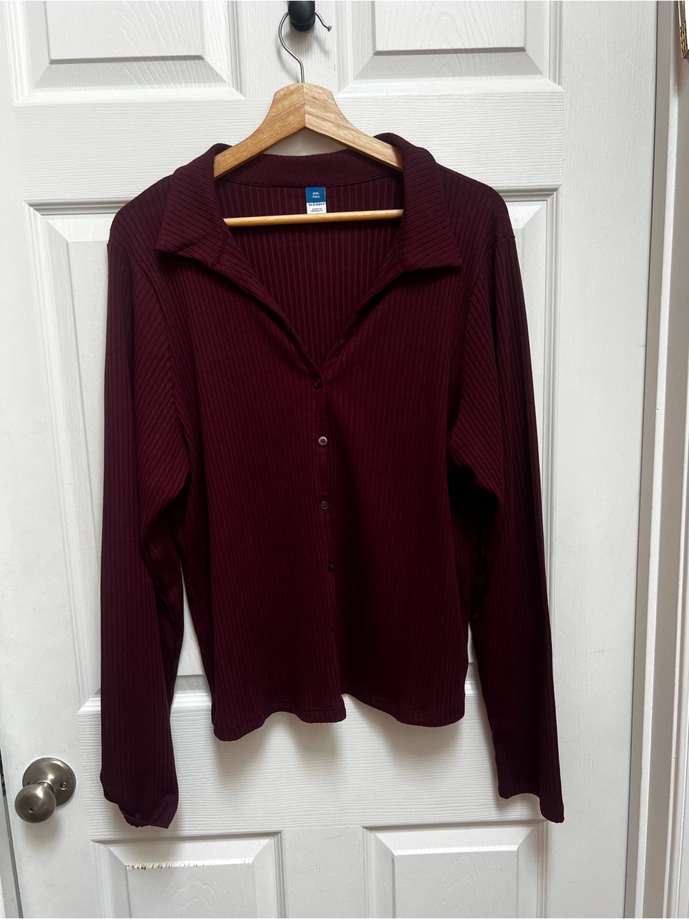 Old Navy Ribbed Button-Front Long Sleeve Top - Burgundy